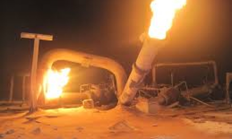 مجهولون يفجرون خط الغاز المؤدى الى مصانع الاسمنت بوسط سيناء