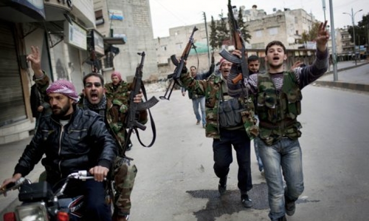 الجيش السوري الحر يدخل مدينة الباب
