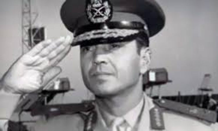 في ذكرى رحيله…”الشاذلي” الجنرال الثائر مهندس انتصار أكتوبر حاكمه السادات وسجنه مبارك “