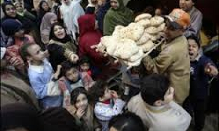 وقفة احتجاجية لأهالي القصاصين احتجاجًا على أزمة الخبز