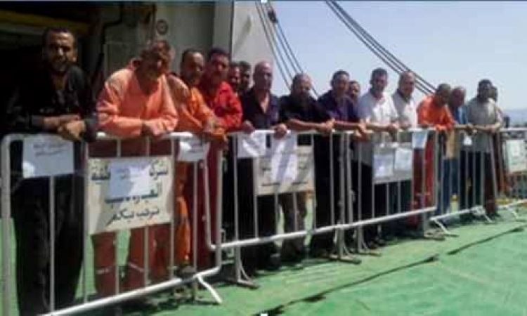 مطالبات بإقالة رئيس “المصرية للعمالة البحرية” بالإسكندرية