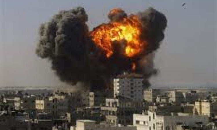 طائرات الاباتشى تقصف  قرى جنوب رفح والشيخ زويد