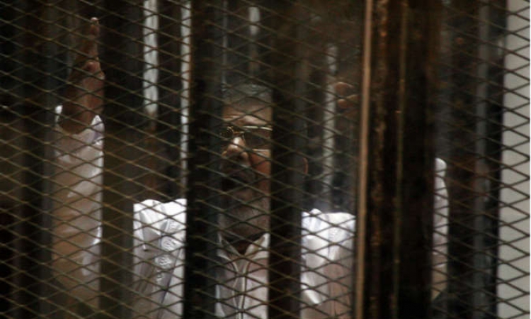 جنايات القاهرة تؤجل قضية التخابر المتهم فيها مرسى‬ ل 23 فبراير