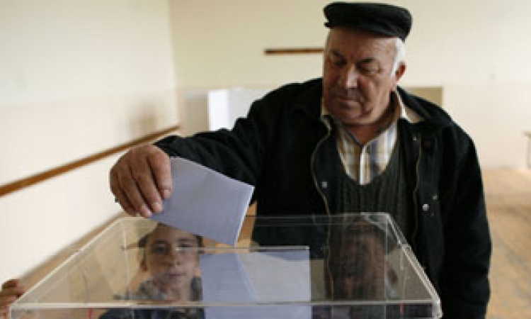 بدء انتخابات تشريعية مبكرة في صربيا