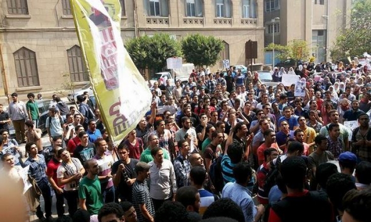 مظاهرة لـ”طلاب الإرهابية” بجامعة عين شمس