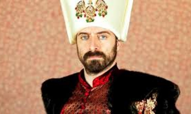 السلطان سليمان يدلي بصوته في الانتخابات التركية