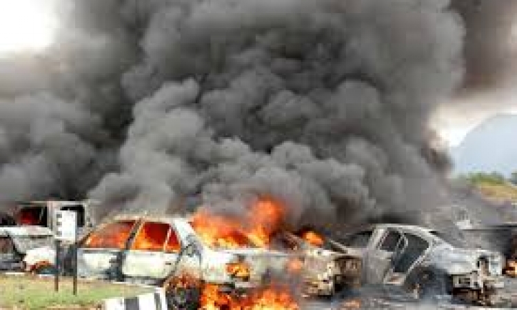 قتلى وجرحى في سلسلة انفجارات بسيارات مفخخة فى بغداد
