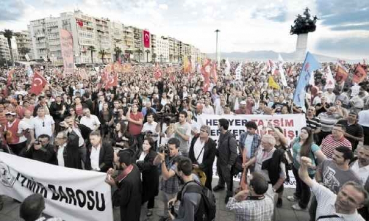 متظاهرون أتراك يطالبون أردوغان بالرحيل