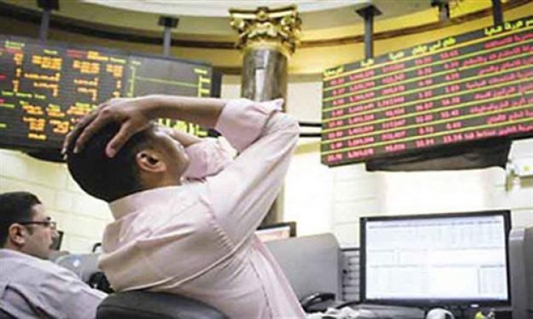 البورصة تخسر 10 مليارت جديدة بسبب مبيعات المصريين