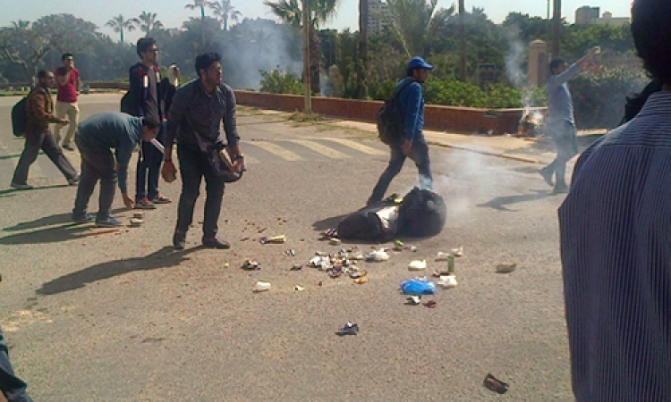 اشتباكات بين طلاب الإخوان بـ«هندسة الإسكندرية» وقوات الأمن