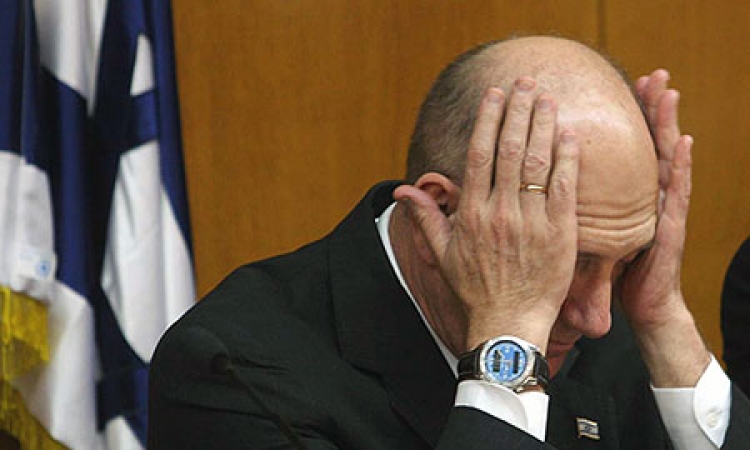 الحكم بالسجن 6 سنوات لرئيس وزراء إسرائيل السابق “أولمرت” لتلقيه رشاوى