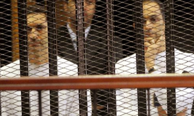 السجون ترفض طلب نجلي مبارك التصويت بانتخابات الرئاسة