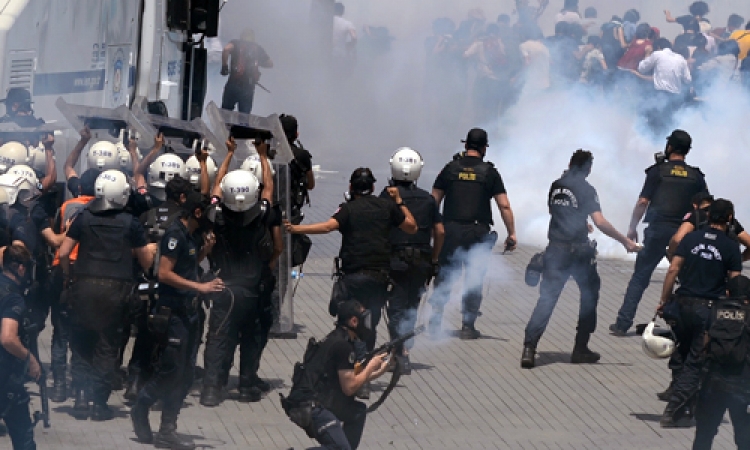 تصاعد غضب الشارع التركي بعد «مأساة» منجم الفحم في سوما