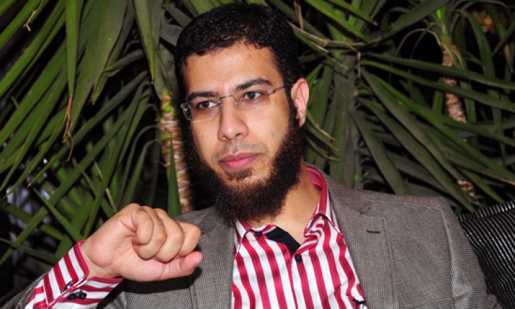 نادر بكار: لا فرق بين داعش والإرهاب فى مصر