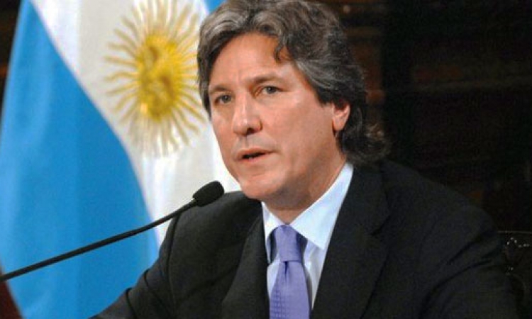 اتهام نائب رئيسة الأرجنتين «أمادو بودو» بالفساد