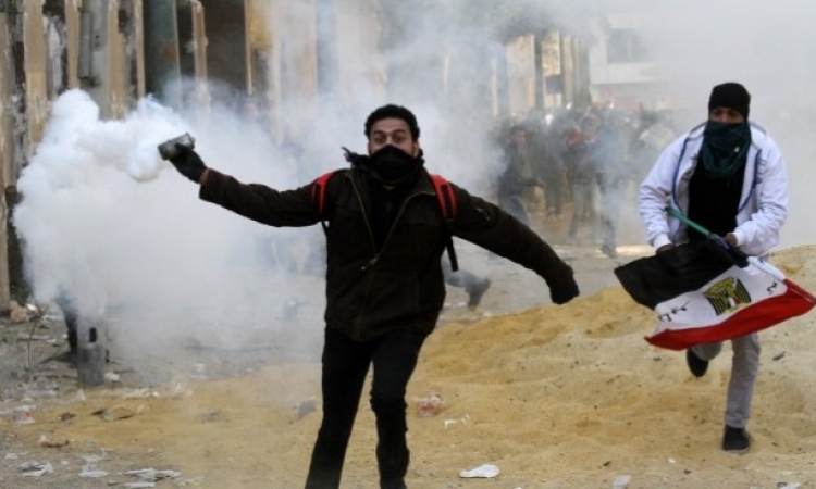 الجارديان: الثورة في مصر لازالت مستمرة