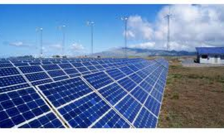 الإمارات تنفذ مشروعا للطاقة الشمسية في سيوة