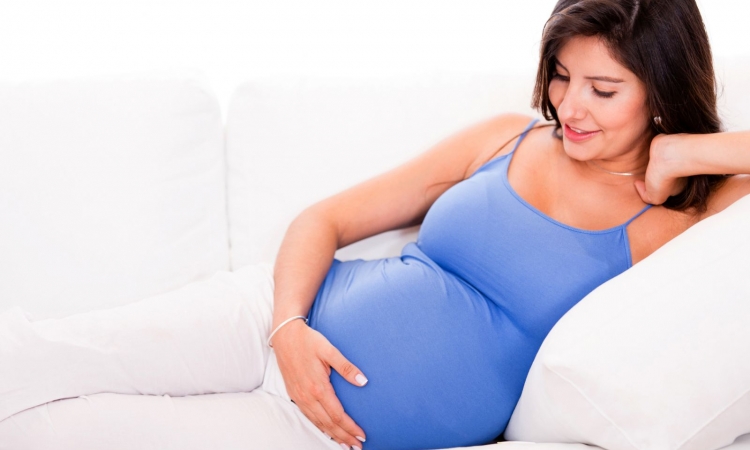 نصائح للتخفيف من الانزعاج من الافرازات أثناء الحمل