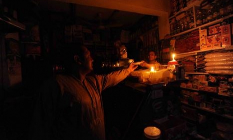 انقطاع التيار الكهربائي عن أغلب مدن تونس