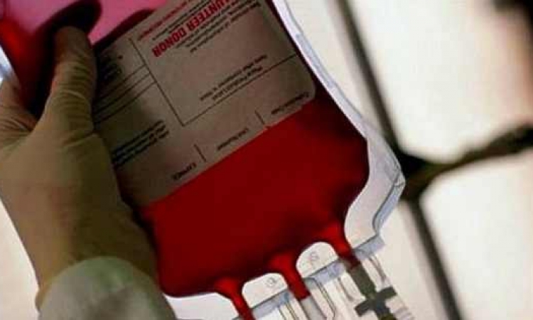 بالفيديو .. بنك الدم : المستشفيات الخاصة تشتري الكيس بـ 40 جنيها من المواطن وتبيعه بـ 800 للمرضى