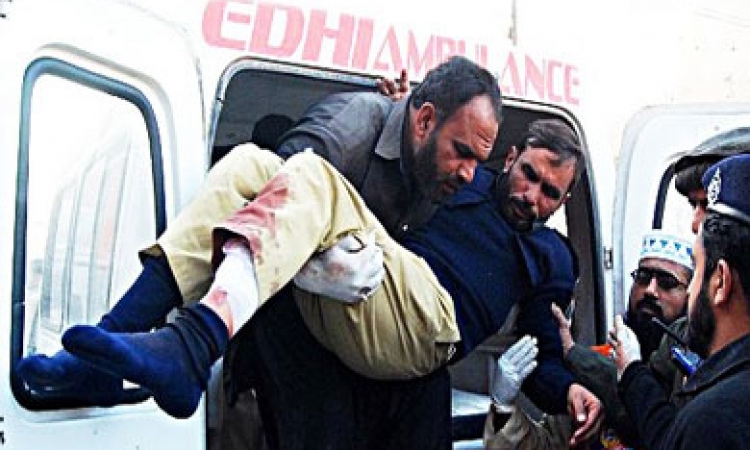 12 قتيلا على الأقل في هجوم على مطار كراتشي الدولي في باكستان