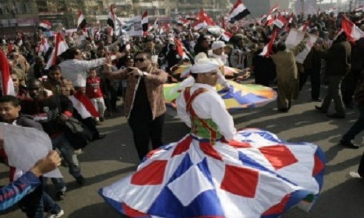 أجواء احتفالية بميدان التحرير بعد أداء الرئيس السيسي اليمين