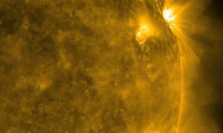 وكالة ناسا تتمكن من التقاط صورا لوهج الشمس