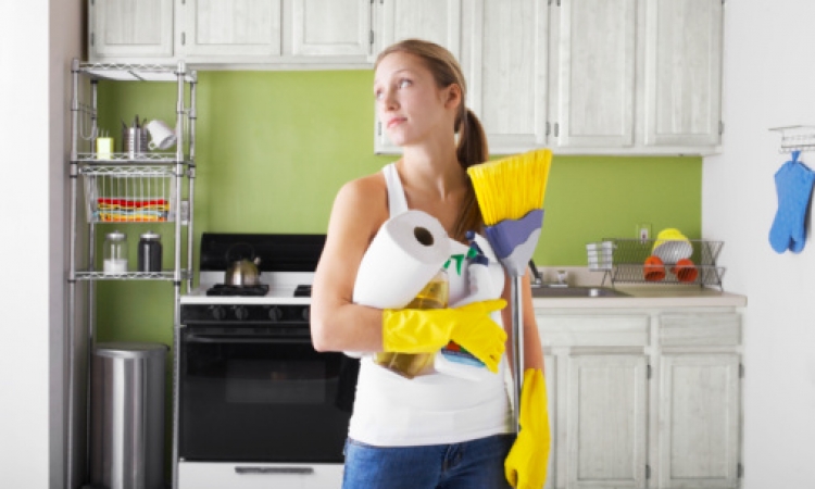 أفضل وأسهل الطرق لتنظيف المنزل قبل العيد