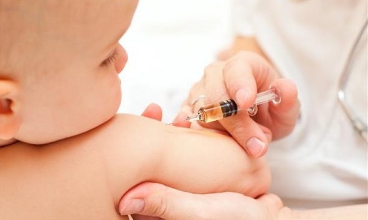 تطعيمات الأطفال منذ الولادة وحتى سن 6 سنوات