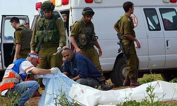 وفاة جنديين اسرائيليين متأثرين باصابتهما في غزة