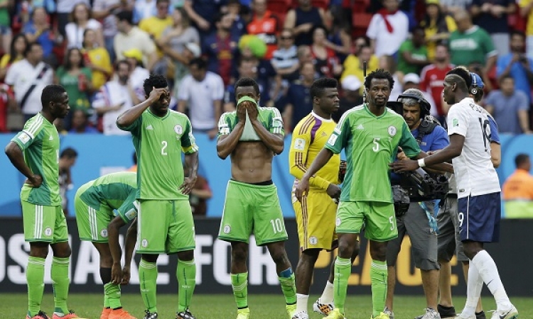 فيفا يحرم نيجيريا من اللعب دوليا بسبب التدخل الحكومي