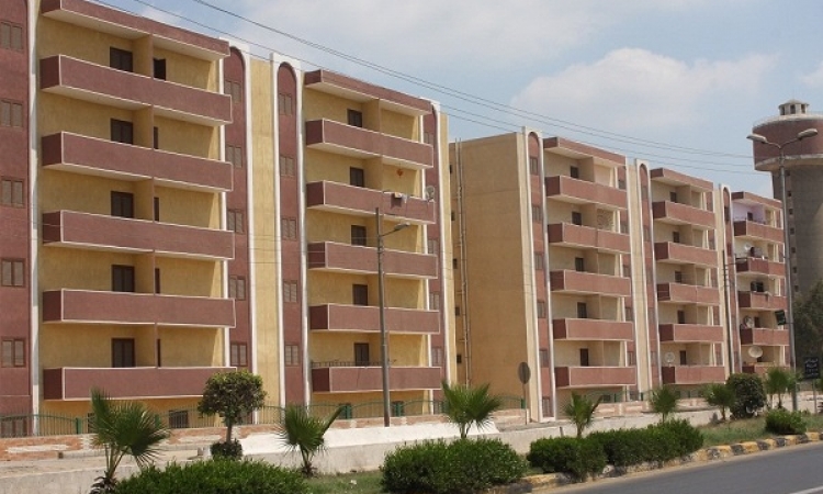 محلب يشهد توقيع اتفاقية بين وزارة الإسكان ودولة الإمارات لتسليم 50 ألف وحدة سكنية