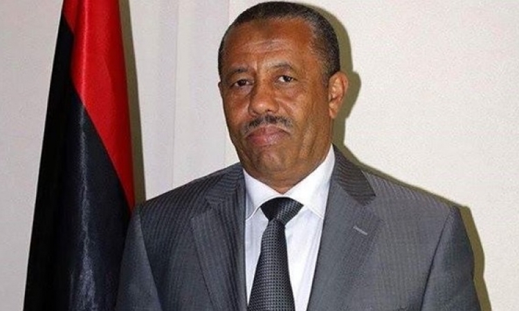 رئيس الوزراء الليبى يطالب بتدخل قوات عربية ودولية فى بلاده