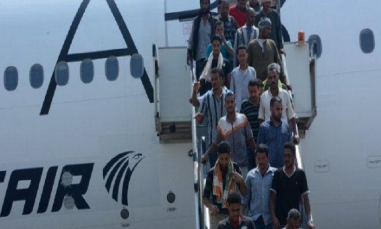 وصول رحلة جوية جديدة من تونس وعلى متنها 260 مصريا