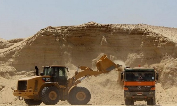 المتحدث العسكرى : أعمال حفر قناة السويس الجديدة بلغت 8 ملايين متر مكعب