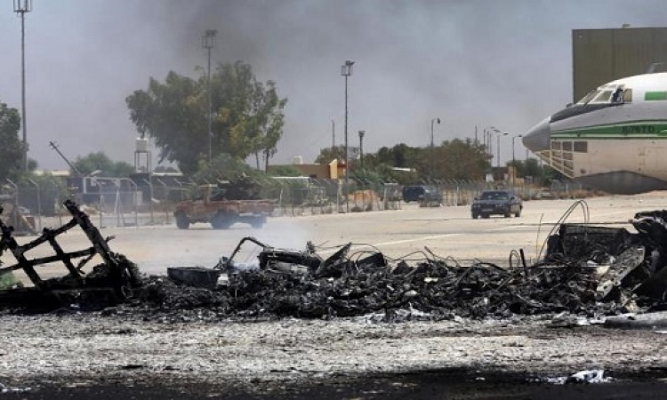 انفجاران فى محيط مطار معيتيقة شرق طرابلس