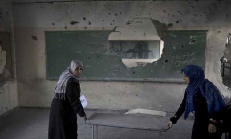 الدراسة في غزة .. على انقاض الاحتلال