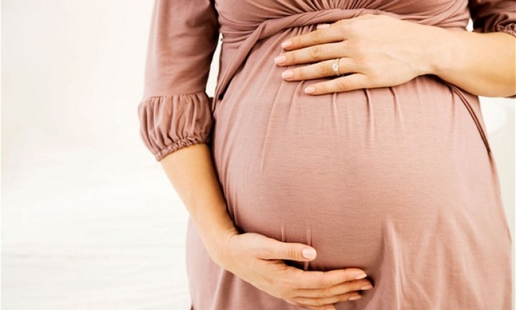 أمراض الجهاز التنفسي لدى الأم الحامل قد تتسبب في اصابة جنينها بمرض السكري