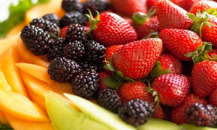 تناول الفاكهة يُسبب الشعور القوى بالجوع