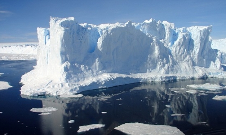 ذوبان جليد انتاركتيكا يرفع منسوب البحار 3 أمتار