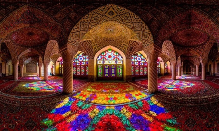 بالصور .. مسجد ناصر الملك فى ايران