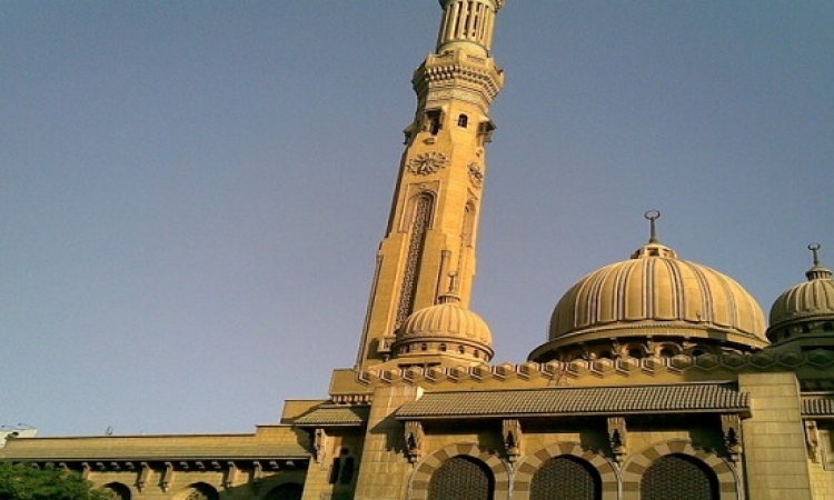 مسجد الفتح برمسيس يفتح ابوابه  بعد إغلاقه 15 شهرًا