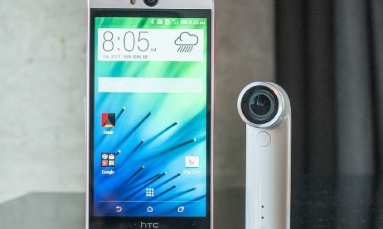 لعشاق السيلفي ..” HTC ” تكشف عن هاتف يلتقط أفضل صورة سيلفي