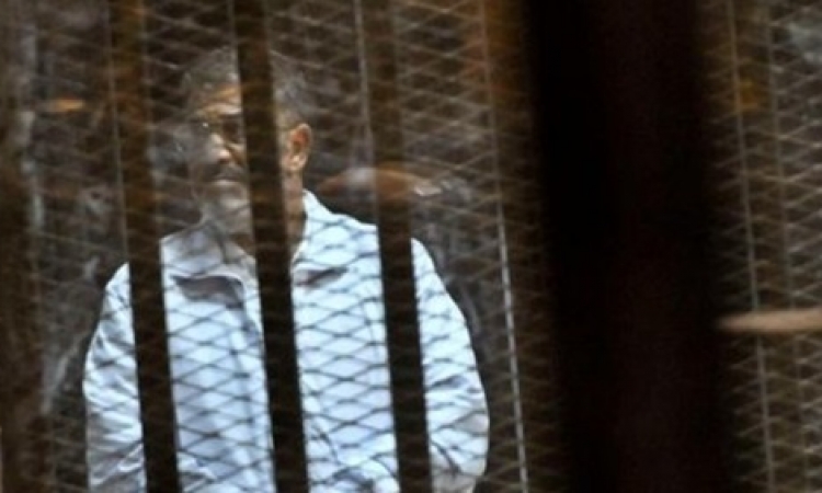 تغيير طاقم حراسة محمد مرسى كإجراء احترازى