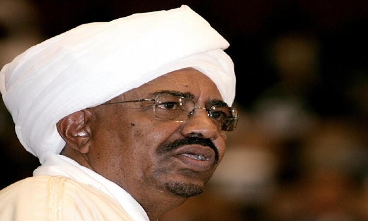 مصادر حكومية سودانية تؤكد تنحى عمر البشير