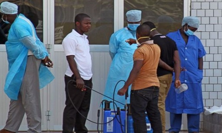 الإيبولا يقتل 121 شخصًا في سيراليون في يوم واحد