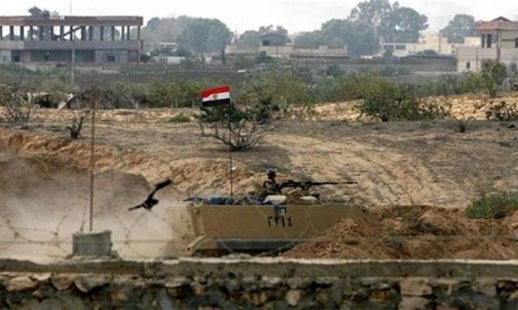 الجيش : بدأ تنفيذ خطة إزالة المنازل على الشريط الحدودى مع قطاع غزة