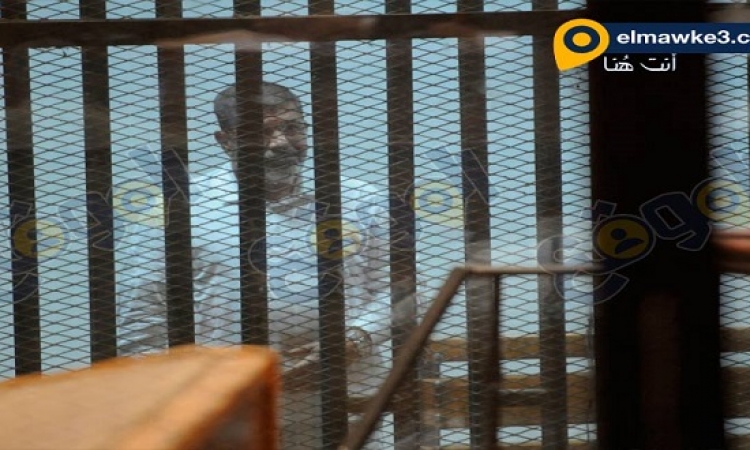 بالصور .. جلسة محاكمة مرسي في احداث الاتحادية