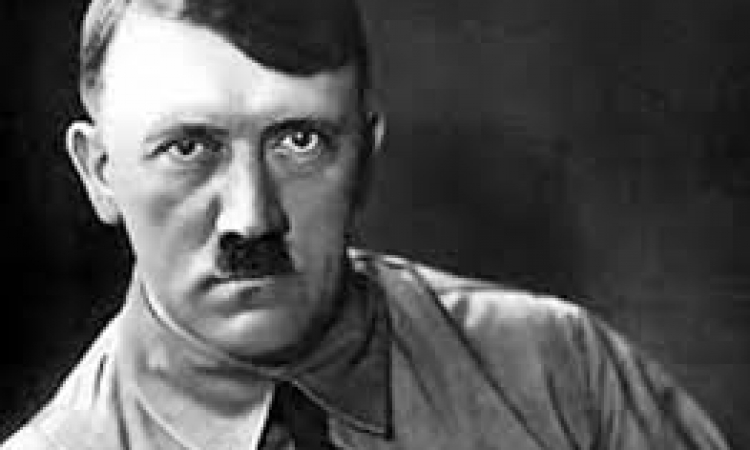 هتلر يعود إلى الحياة ويثير الدهشة في المانيا