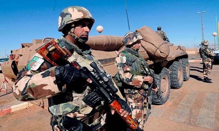 الجيش الجزائرى يرفع حالة الاستعداد